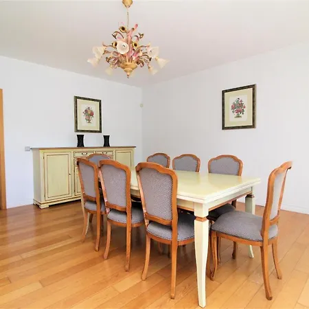 Victoria With Private Heated Pool