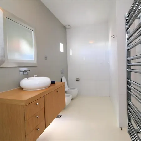 Villa Victoria With Private Heated Pool Funchal (Madeira)