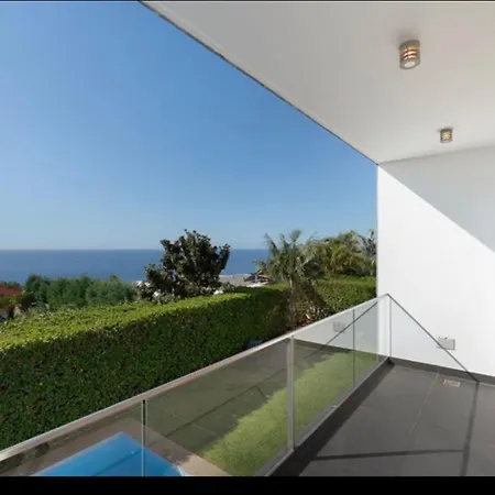 Villa Victoria With Private Heated Pool *